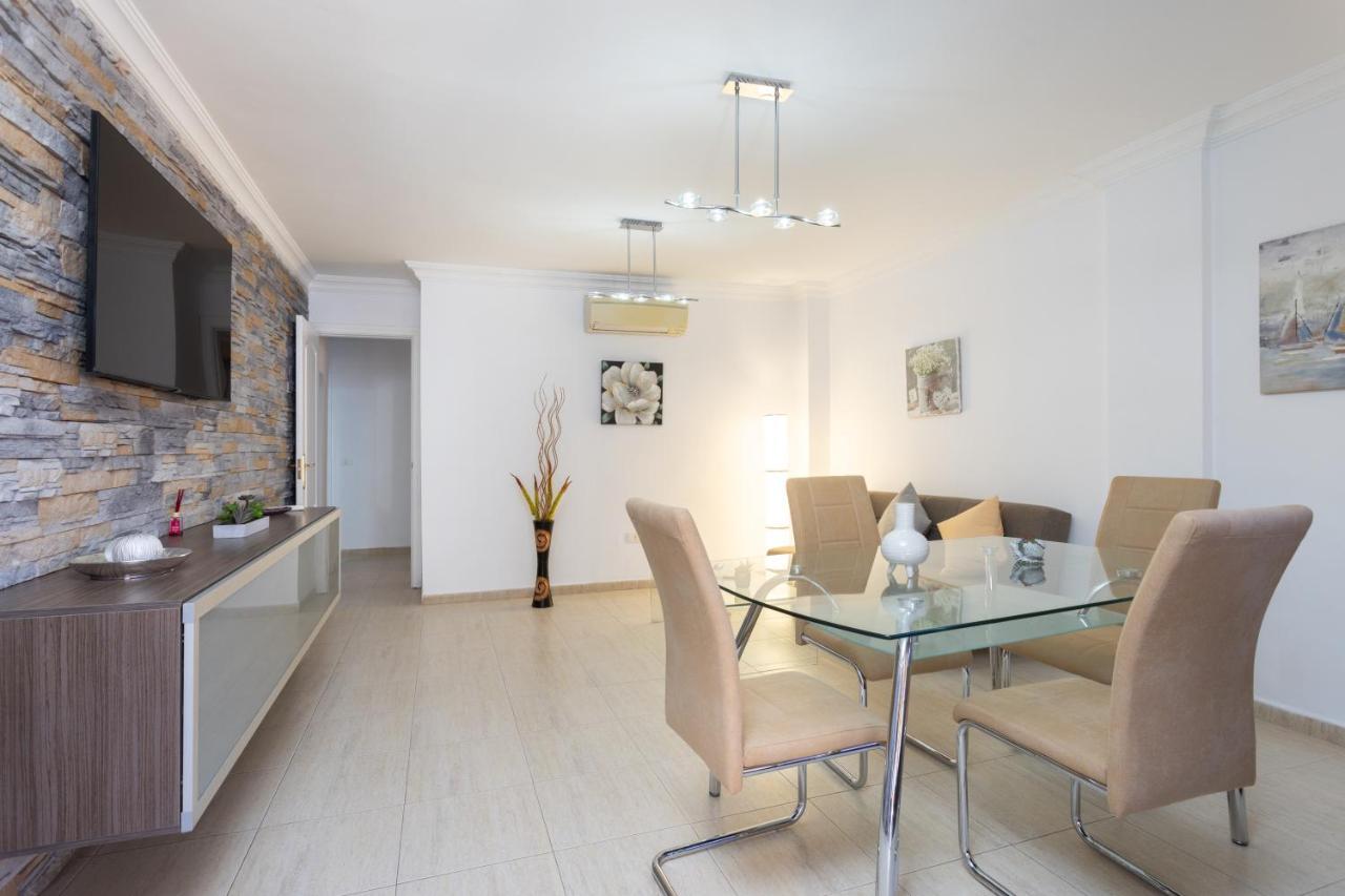 Home2Book Fantastic 160M2 Terrace Flat & Bbq Radazul Luaran gambar